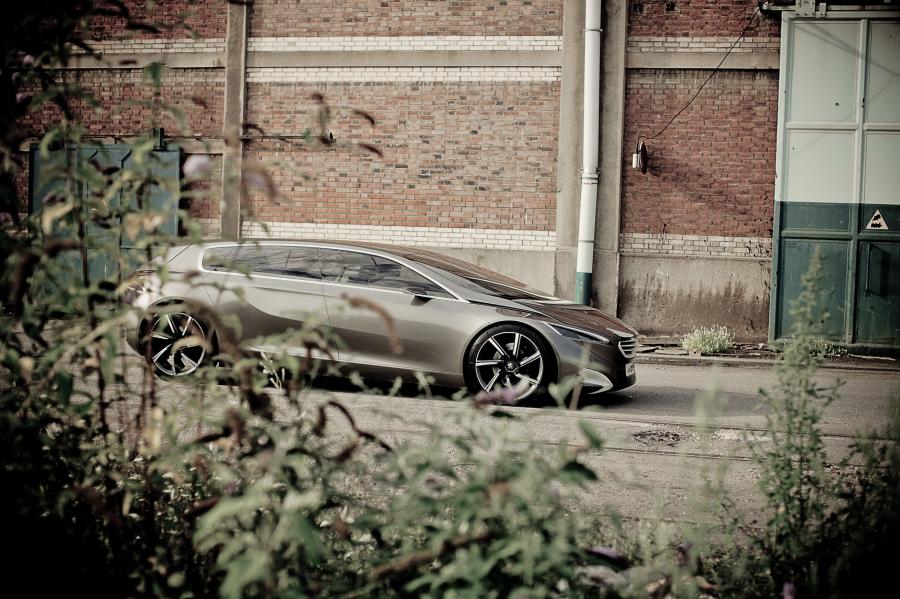  Peugeot HX1 Concept 2011 года  (фото 36 из 88)